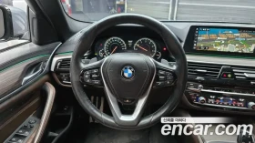 BMW 530 xDrive M Sport Package Plus / АВТОКРЕДИТ, снимка 8