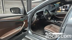 BMW 530 xDrive M Sport Package Plus / АВТОКРЕДИТ, снимка 6