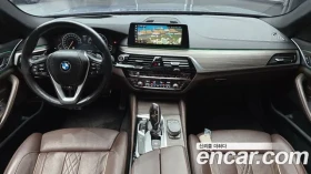 BMW 530 xDrive M Sport Package Plus / АВТОКРЕДИТ, снимка 7