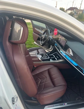 BMW 740 d xDrive M-Pack Fond-entertainment - 114600 € / 224138.12 лв. - 45696744 10