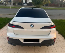 BMW 740 d xDrive M-Pack Fond-entertainment - 114600 € / 224138.12 лв. - 45696744 6