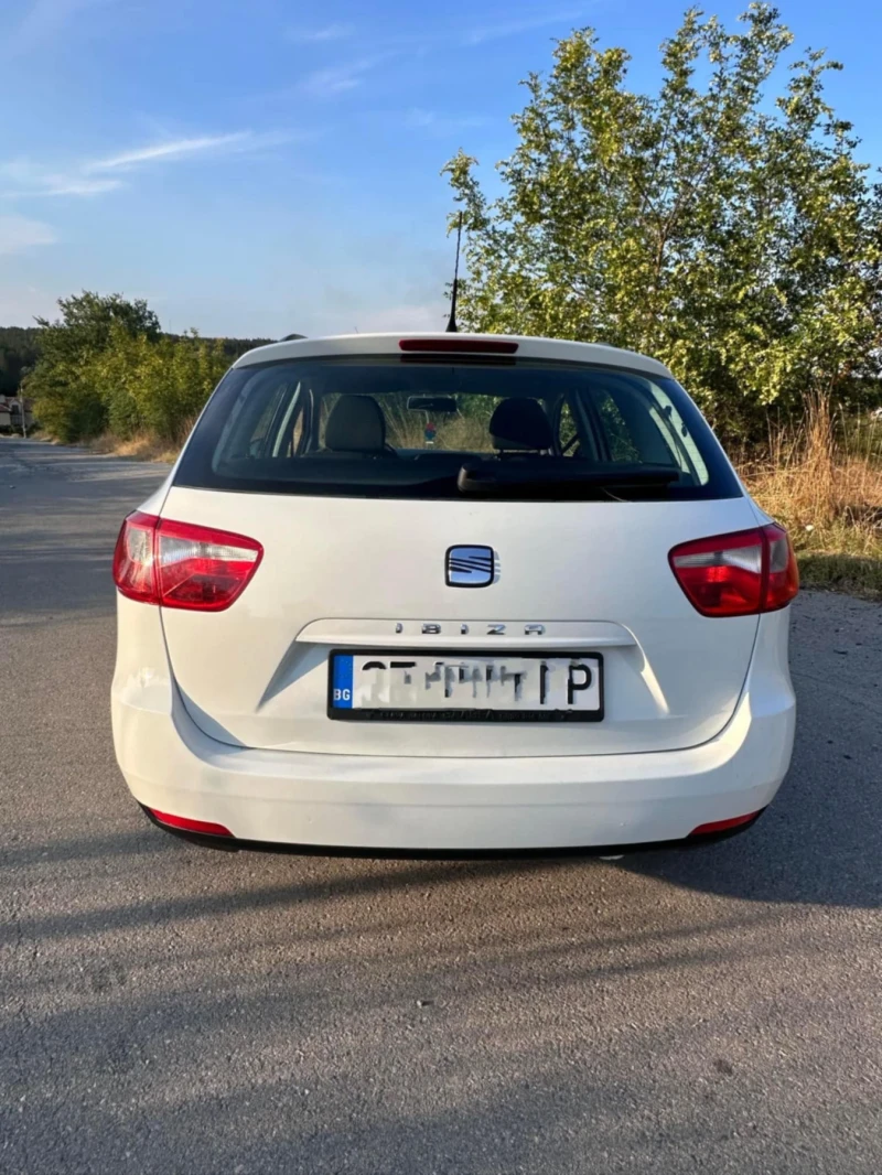 Seat Ibiza 1.2 верига, снимка 3 - Автомобили и джипове - 48457376