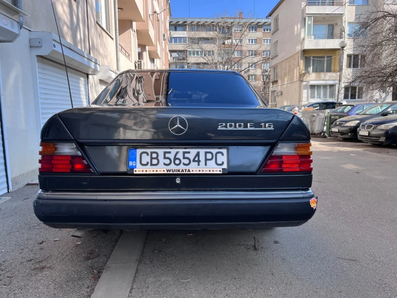 Mercedes-Benz 124 200E 16v, снимка 7 - Автомобили и джипове - 49015038