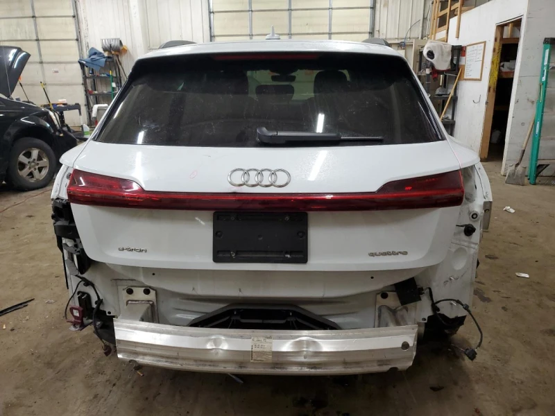 Audi E-Tron PRESTIGE * QUATTRO * BANG & OLUFSEN * NAV * CAMERA, снимка 6 - Автомобили и джипове - 49381086