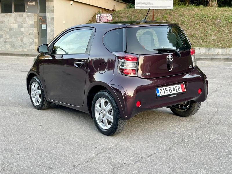 Toyota IQ 1.0VVT-i* 68k.c., снимка 2 - Автомобили и джипове - 51016101