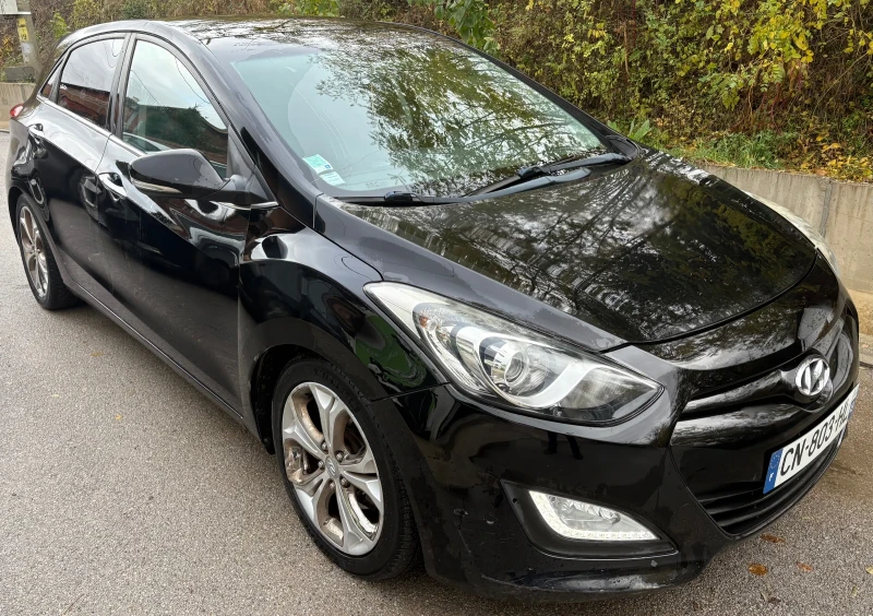 Hyundai I30 1.6CRDI АВТОМАТИК Keyless, снимка 7 - Автомобили и джипове - 52374754