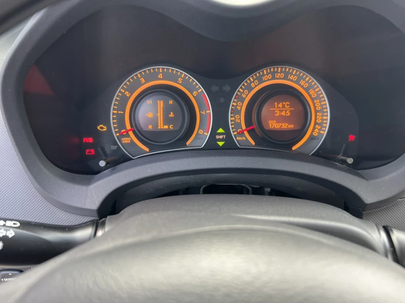 Toyota Auris 1.3 Dual VVT-i , снимка 11 - Автомобили и джипове - 52391928