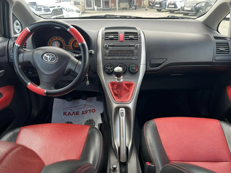Toyota Auris 1.3 Dual VVT-i , снимка 14 - Автомобили и джипове - 52391928