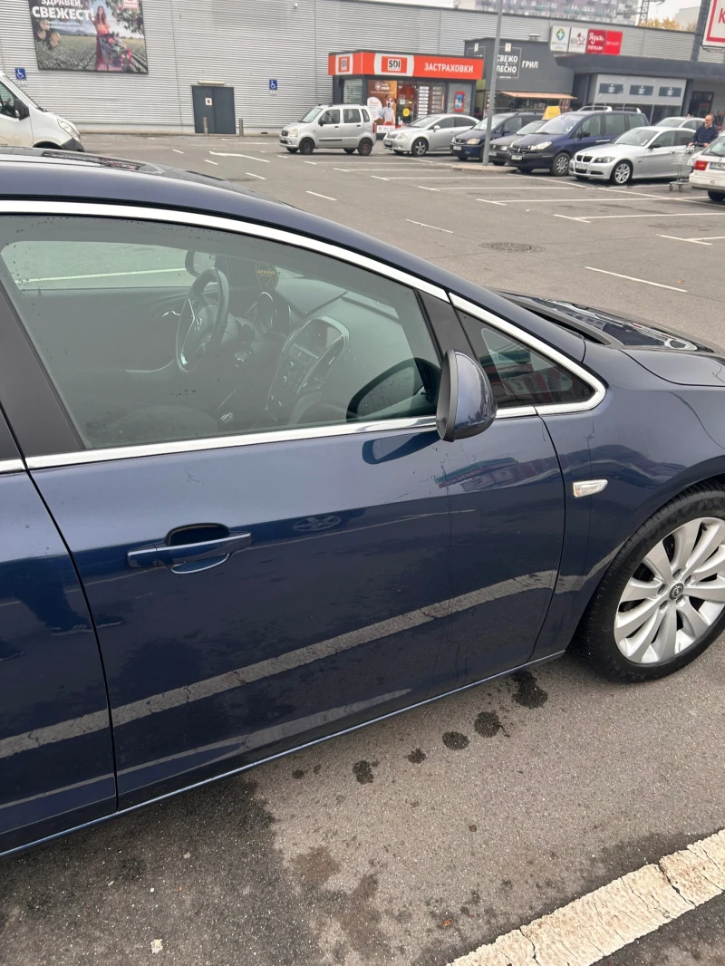 Opel Astra, снимка 2 - Автомобили и джипове - 52446329