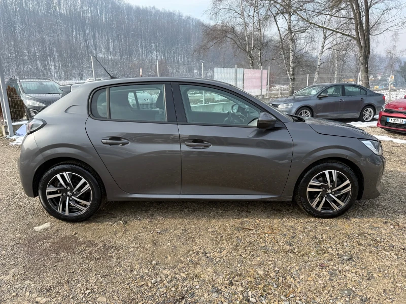 Peugeot 208 1.2i Turbo PureTech 42000km, снимка 4 - Автомобили и джипове - 53361275