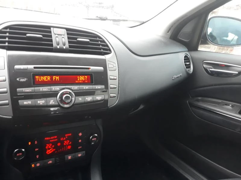 Fiat Bravo 1.6 120k.c., снимка 16 - Автомобили и джипове - 35061252