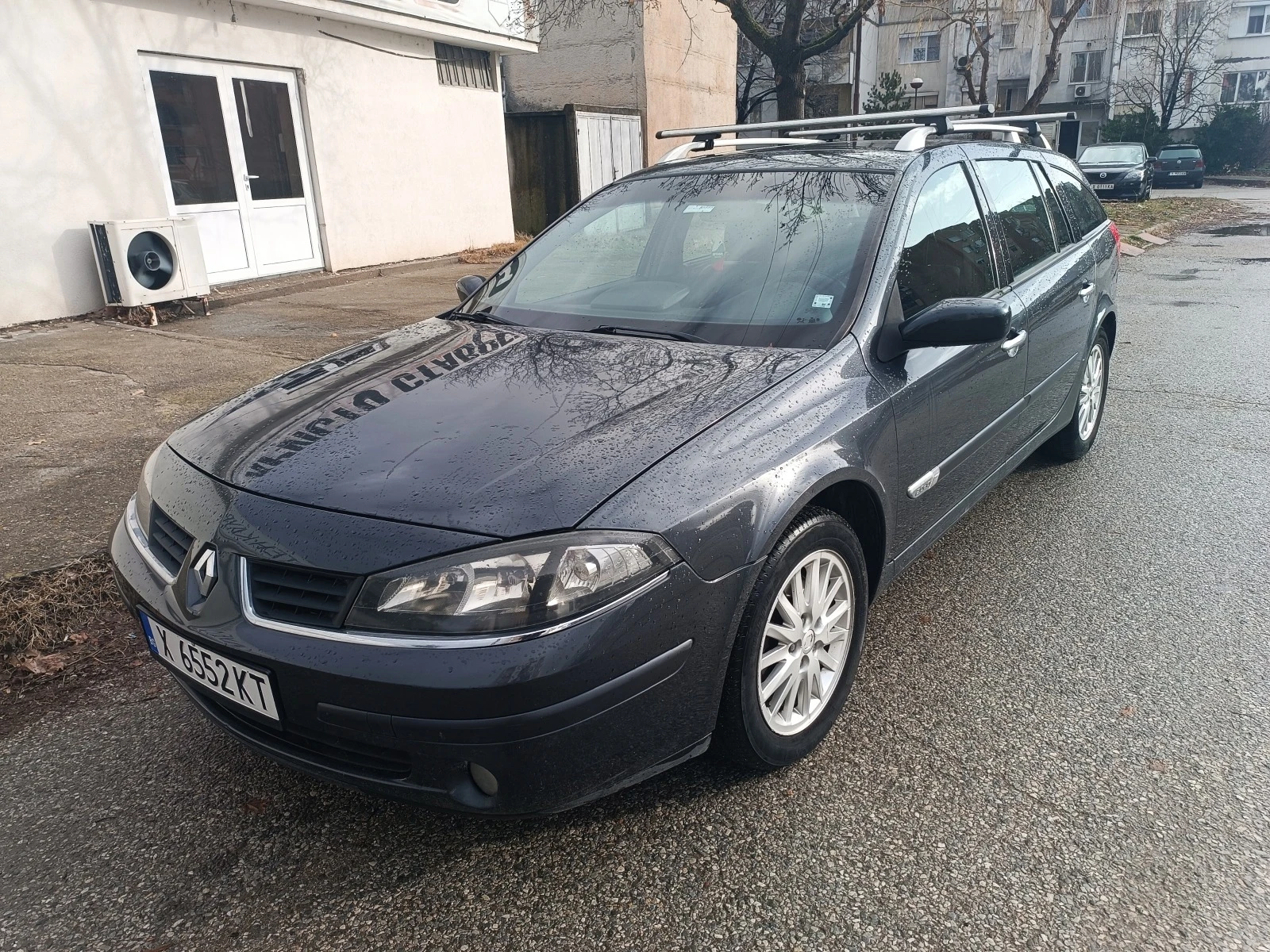 Renault Laguna 2.0dci - изображение 2