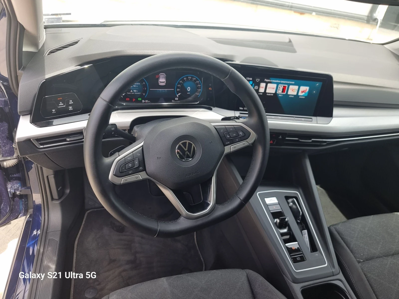 VW Golf eTSI - изображение 6