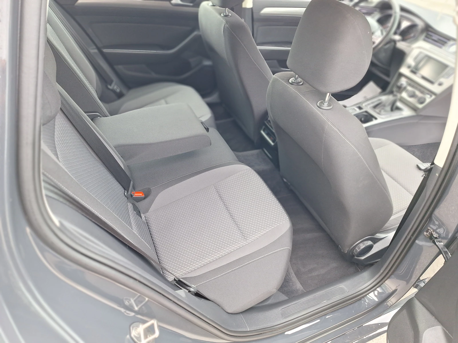 VW Passat 2.0TDI 150ps | Mobile.bg — изображение 13