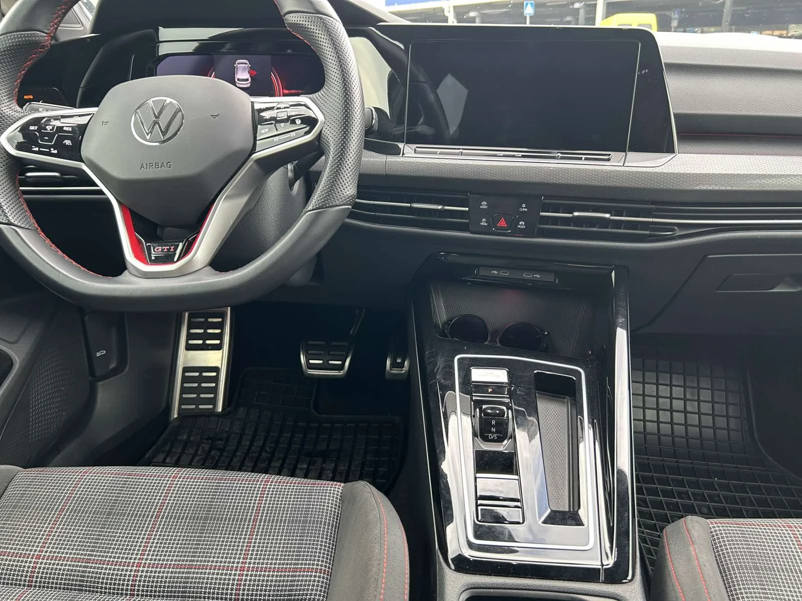 VW Golf GTI - изображение 6