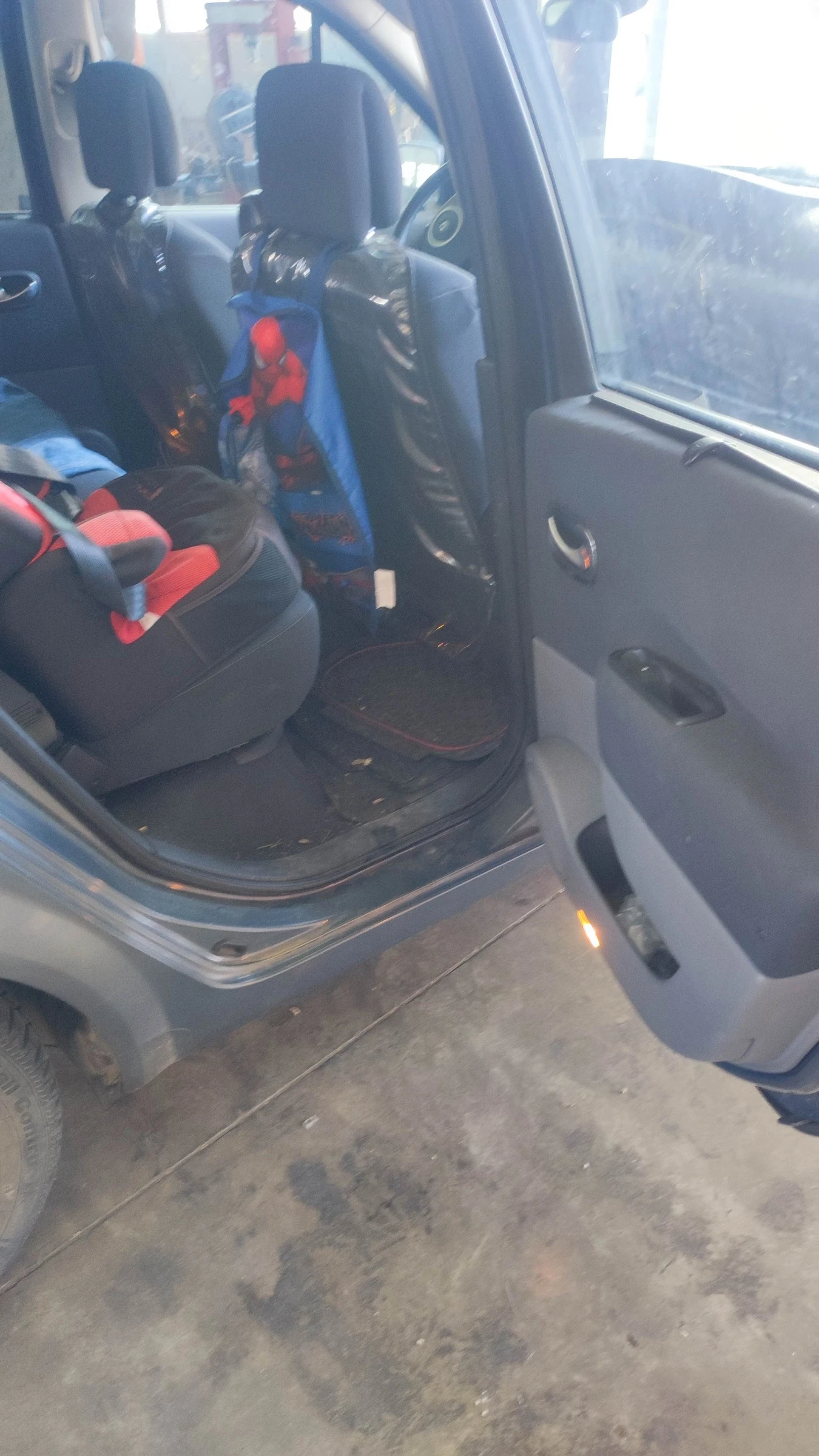 Renault Scenic 1, 5 dci - изображение 8
