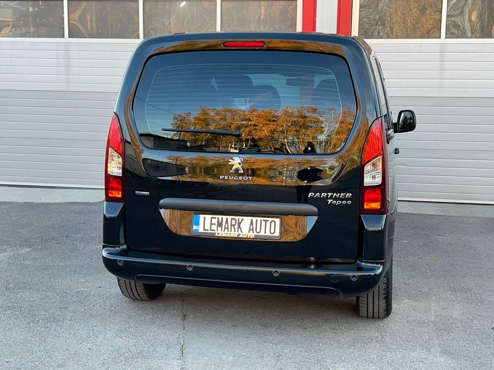 Peugeot Partner 1.2I KLIMATIK NAVI EVRO 6B ЛИЗИНГ!!! - изображение 8