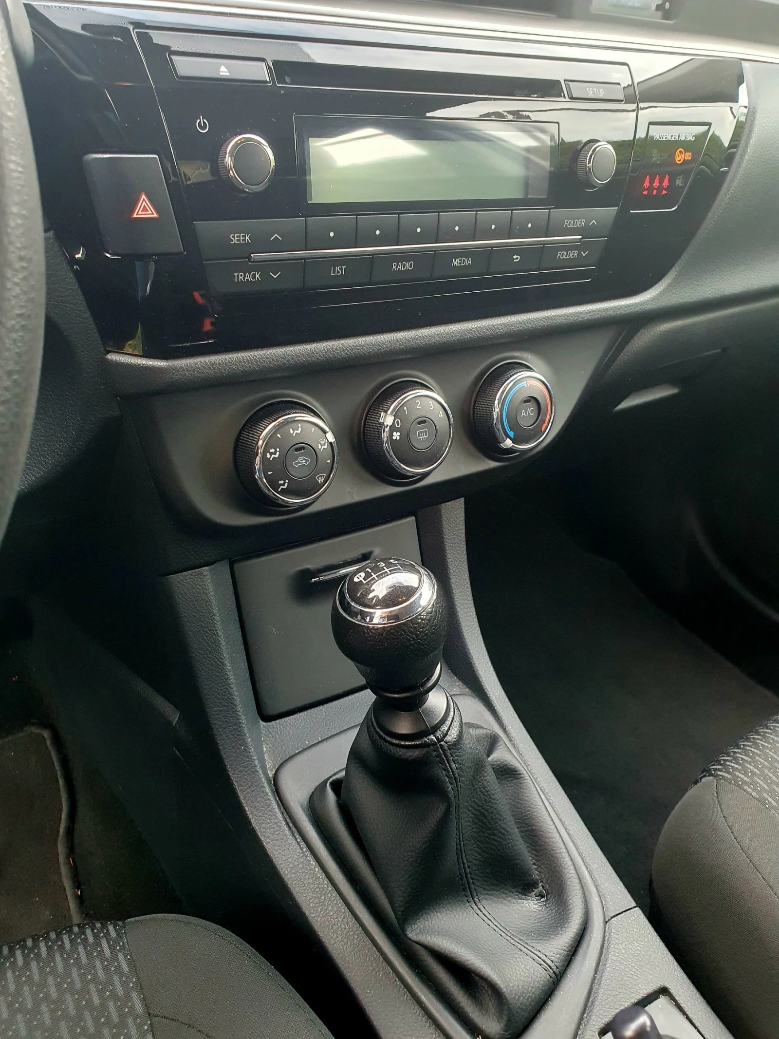 Toyota Corolla  - изображение 6