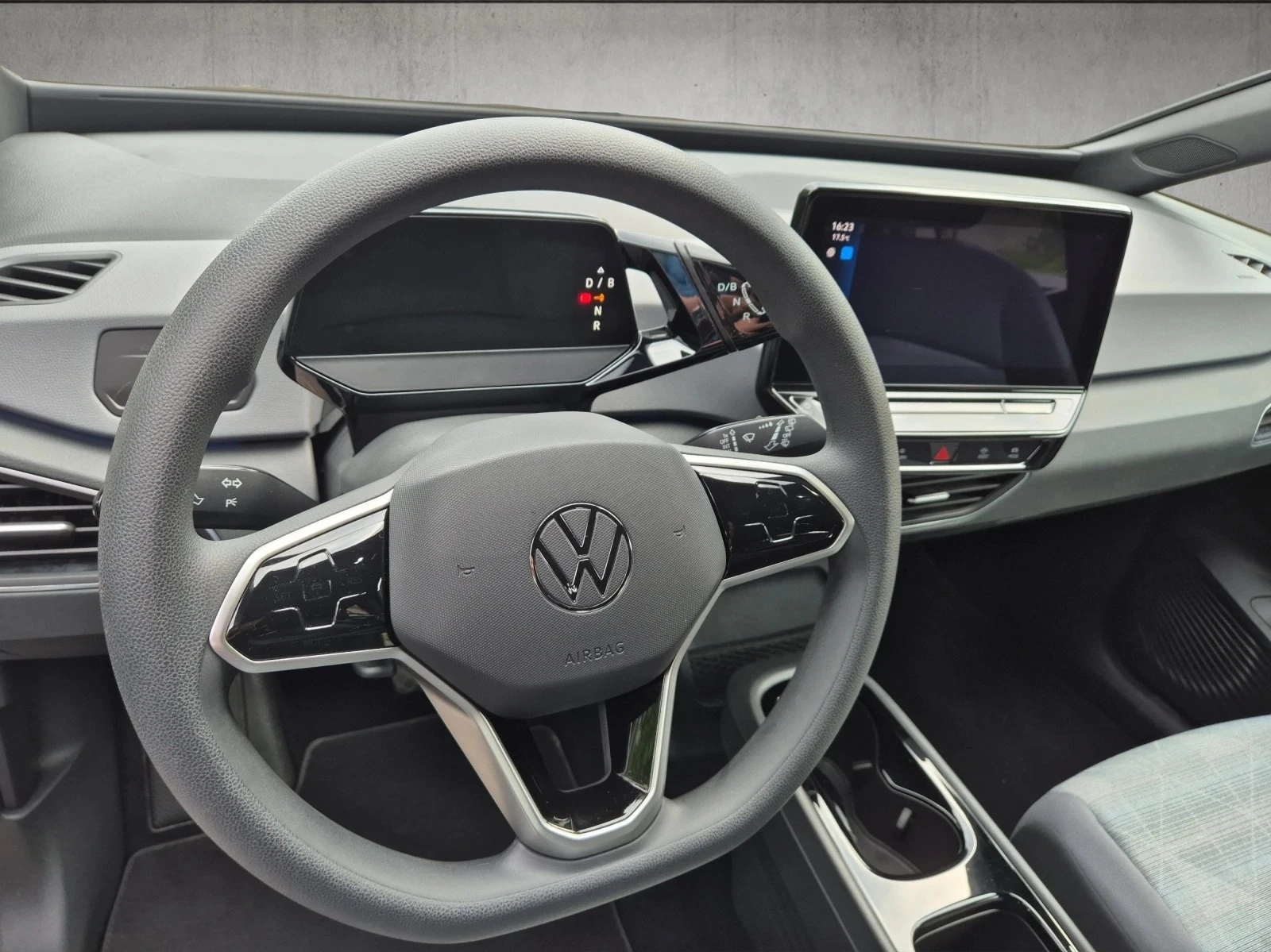 VW ID.3 Pure Performance - изображение 10