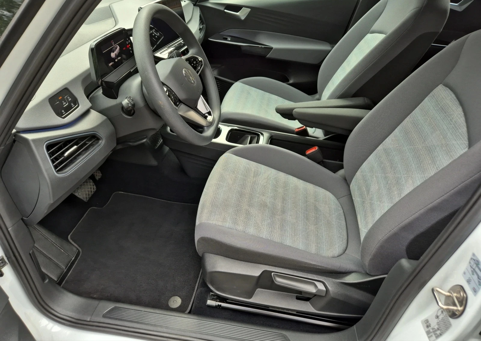 VW ID.3 Pure Performance - изображение 8