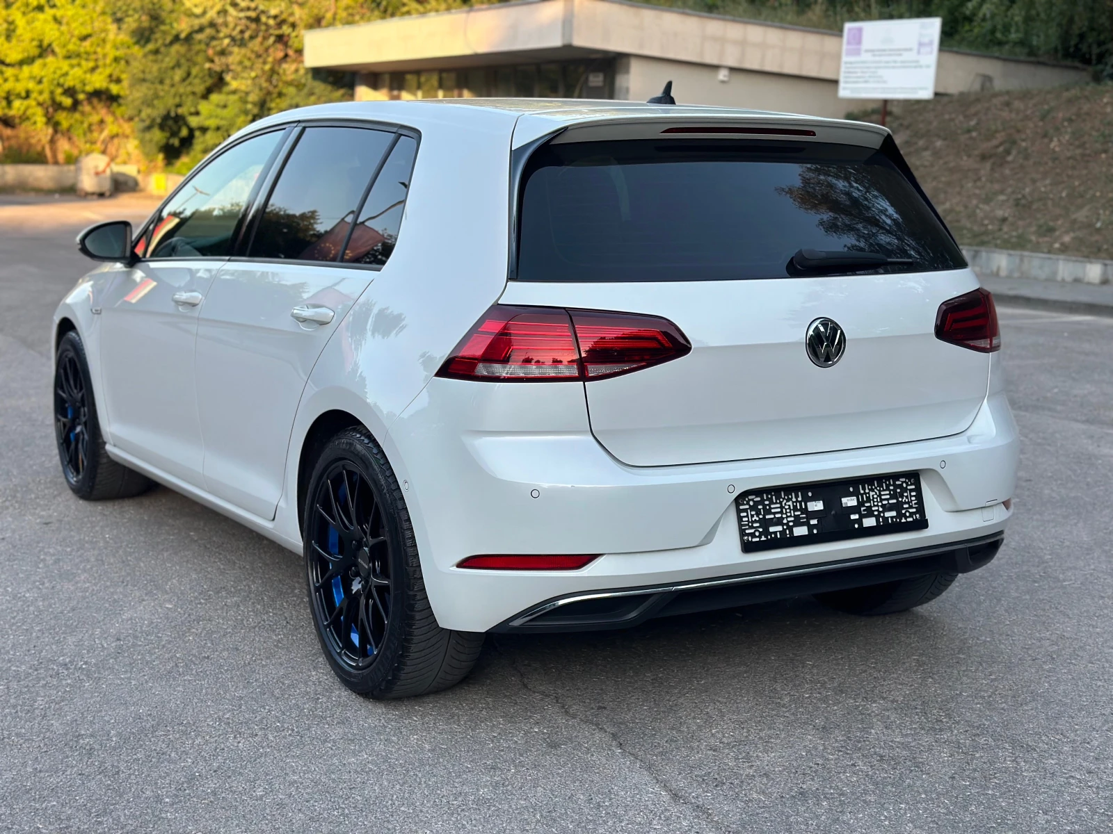 VW Golf e-Golf* 35.8кWh* 136кс - изображение 3