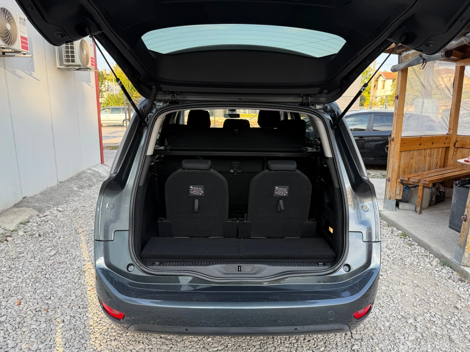 Citroen Grand C4 Picasso 1.6i  7-  KEYLESS NAVI EURO-6 | Mobile.bg   7