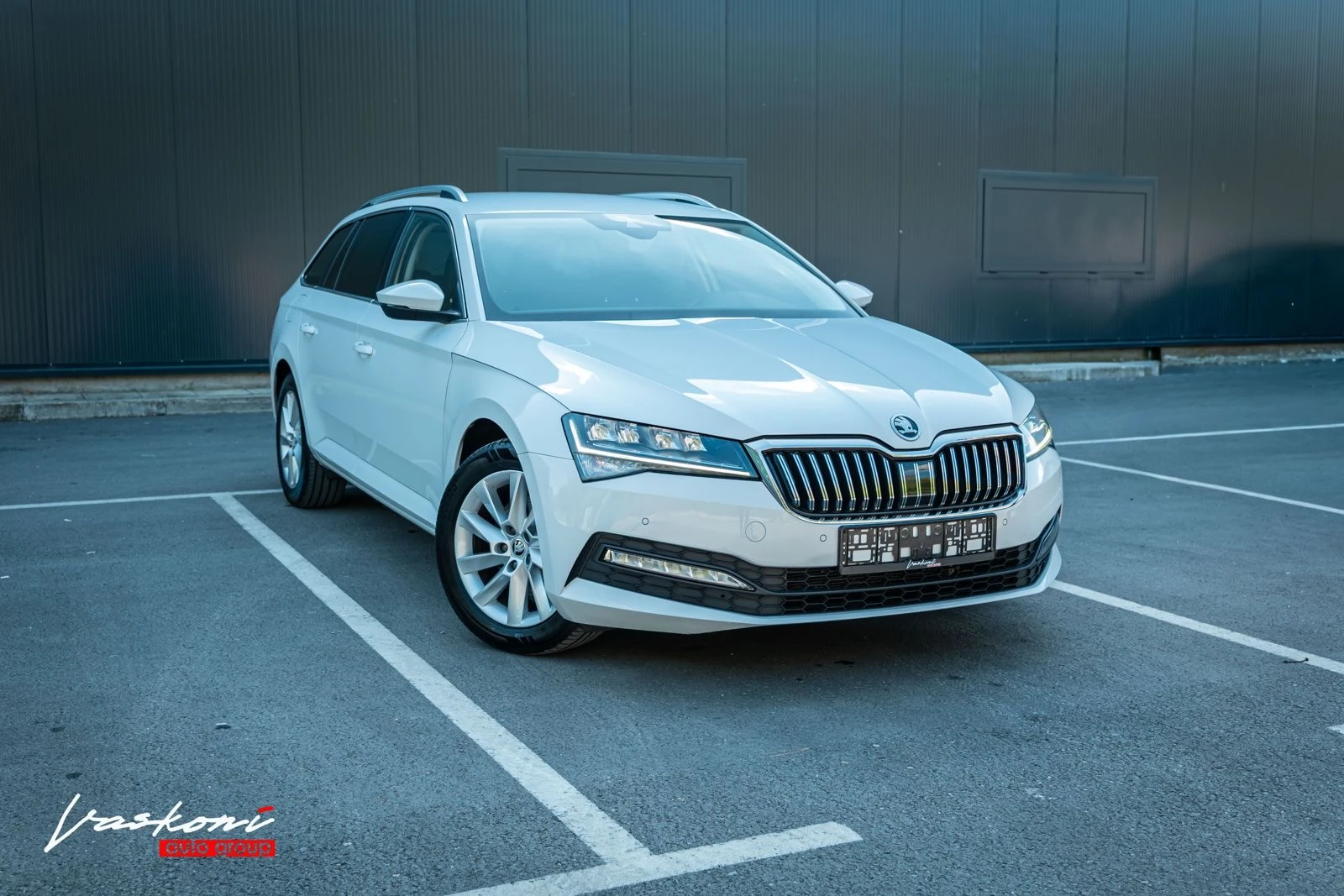 Skoda Superb 2.0 TDI Facelift - изображение 2