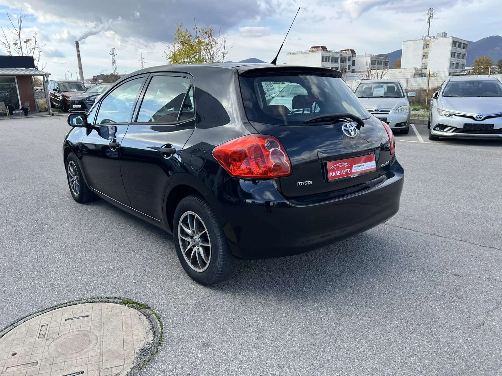 Toyota Auris 1.3 Dual VVT-i  | Mobile.bg   4