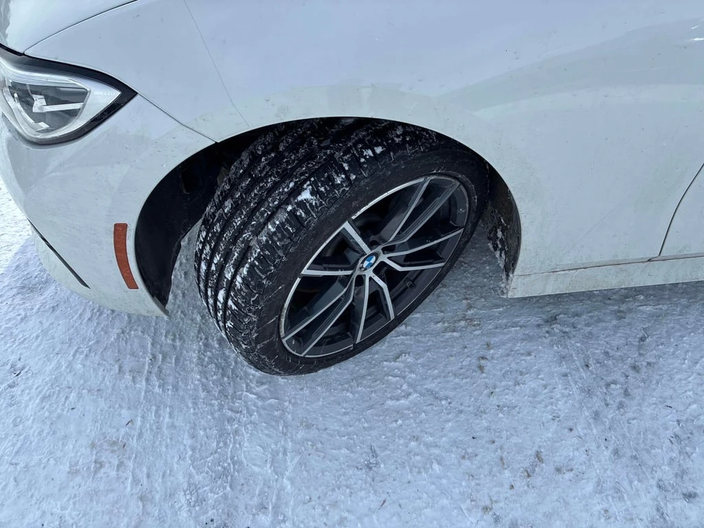 BMW 330 * 330i xDrive * CARFAX * ПОДГРЕВИ *  - изображение 7