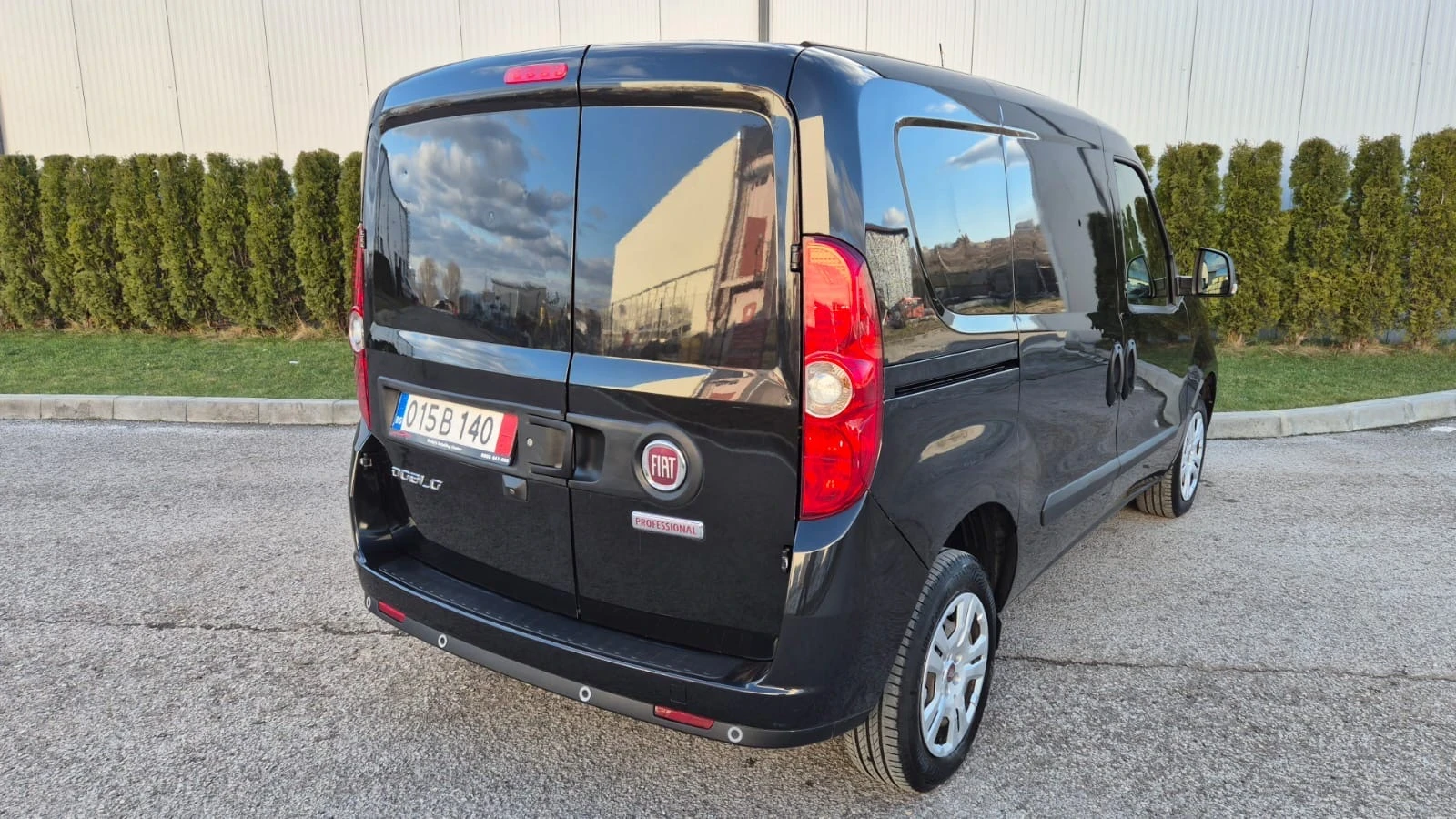 Fiat Doblo PROFESSIONAL 1.6 105k - изображение 4