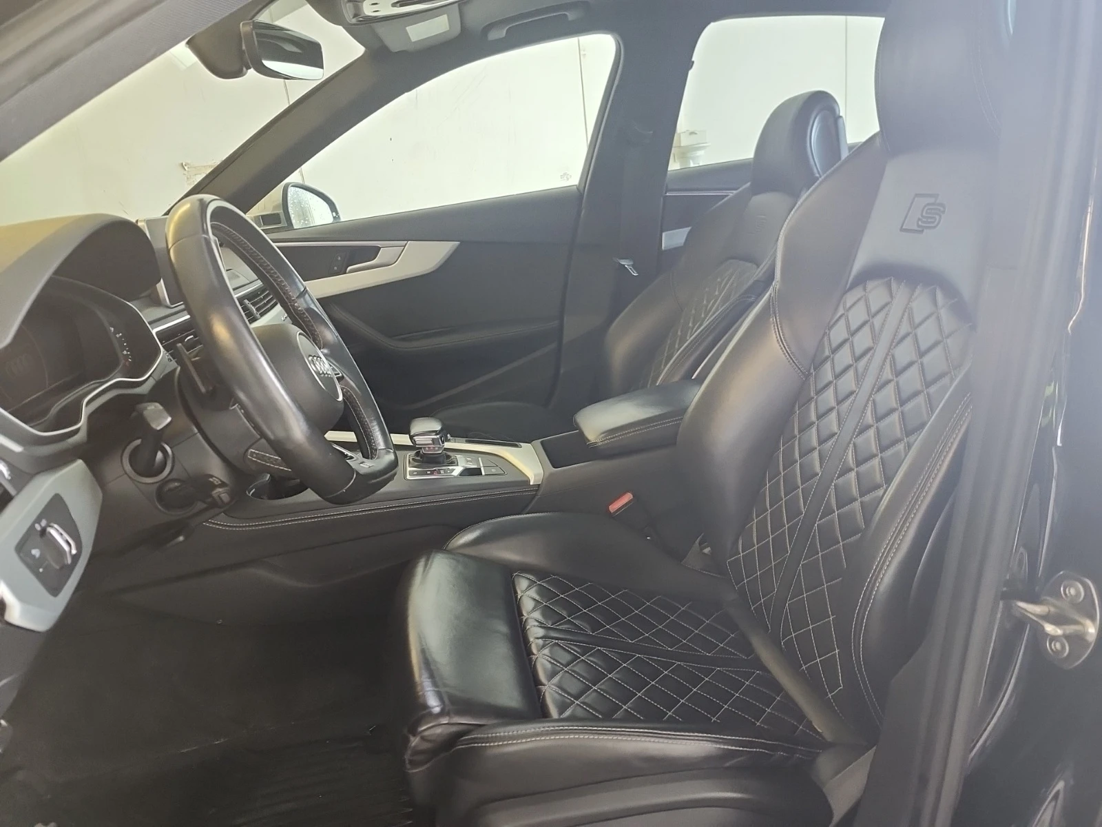 Audi S4 TECHNIK * * CARFAX * * АВТО КРЕДИТ * * , снимка 8 - Автомобили и джипове - 53929882