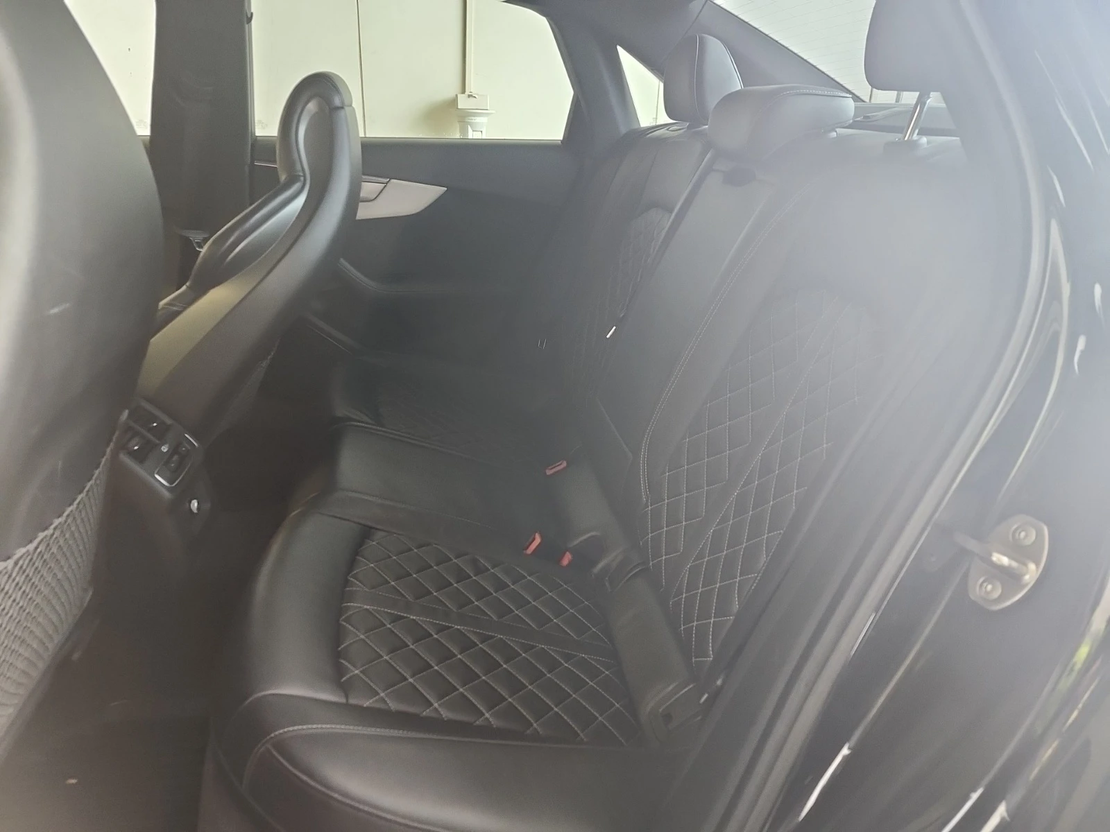 Audi S4 TECHNIK * * CARFAX * * АВТО КРЕДИТ * * , снимка 13 - Автомобили и джипове - 53929882