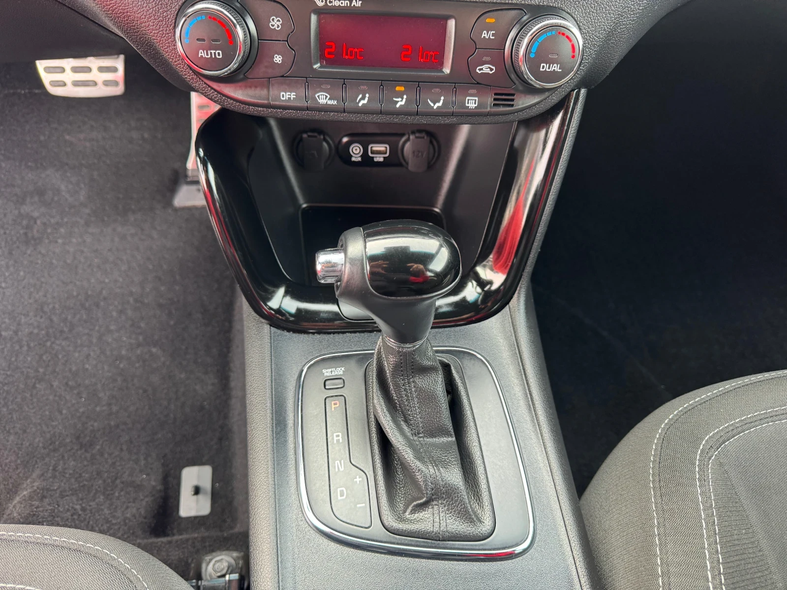 Kia Ceed 1.6 CRDI   GT LINE  , снимка 11 - Автомобили и джипове - 53978465