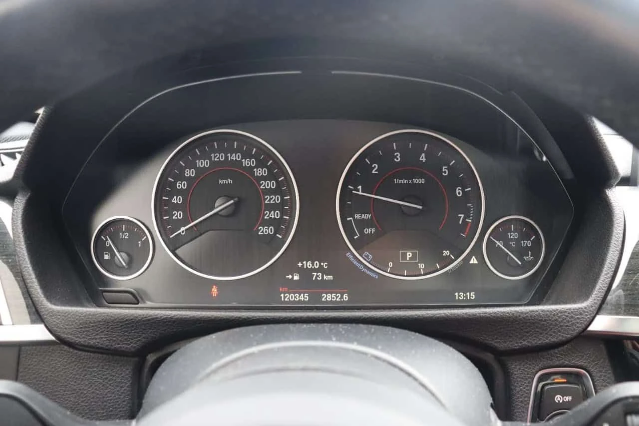 BMW 330 i xDrive/CARFA/ПОДГРЕВИ/БЕЗ ИНЦИДЕНТИ, снимка 8 - Автомобили и джипове - 54172676