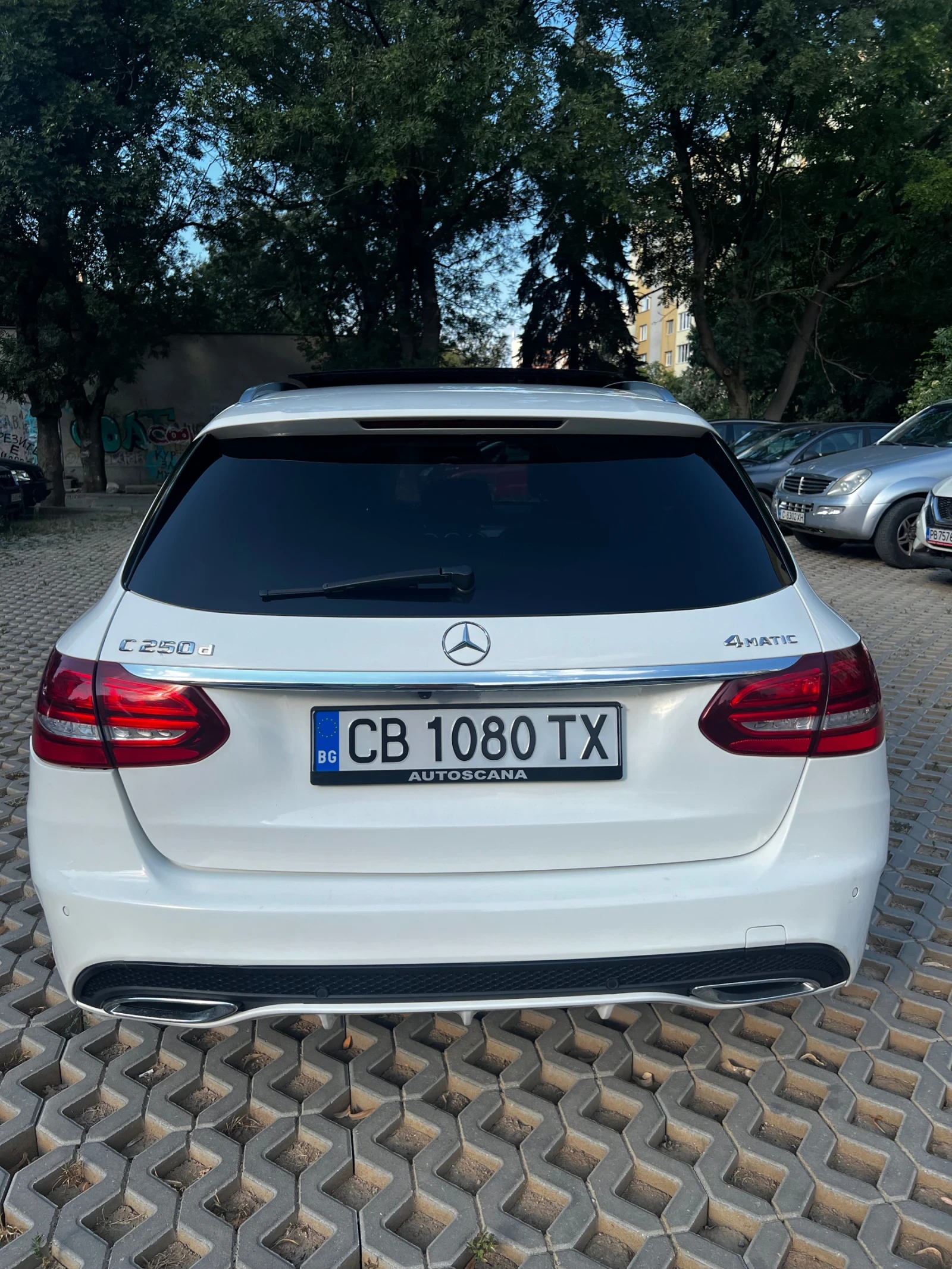 Mercedes-Benz C 250 4MATIC AMG| �����| �����| Car Play | Led Intellige | Mobile.bg � ����������� 4
