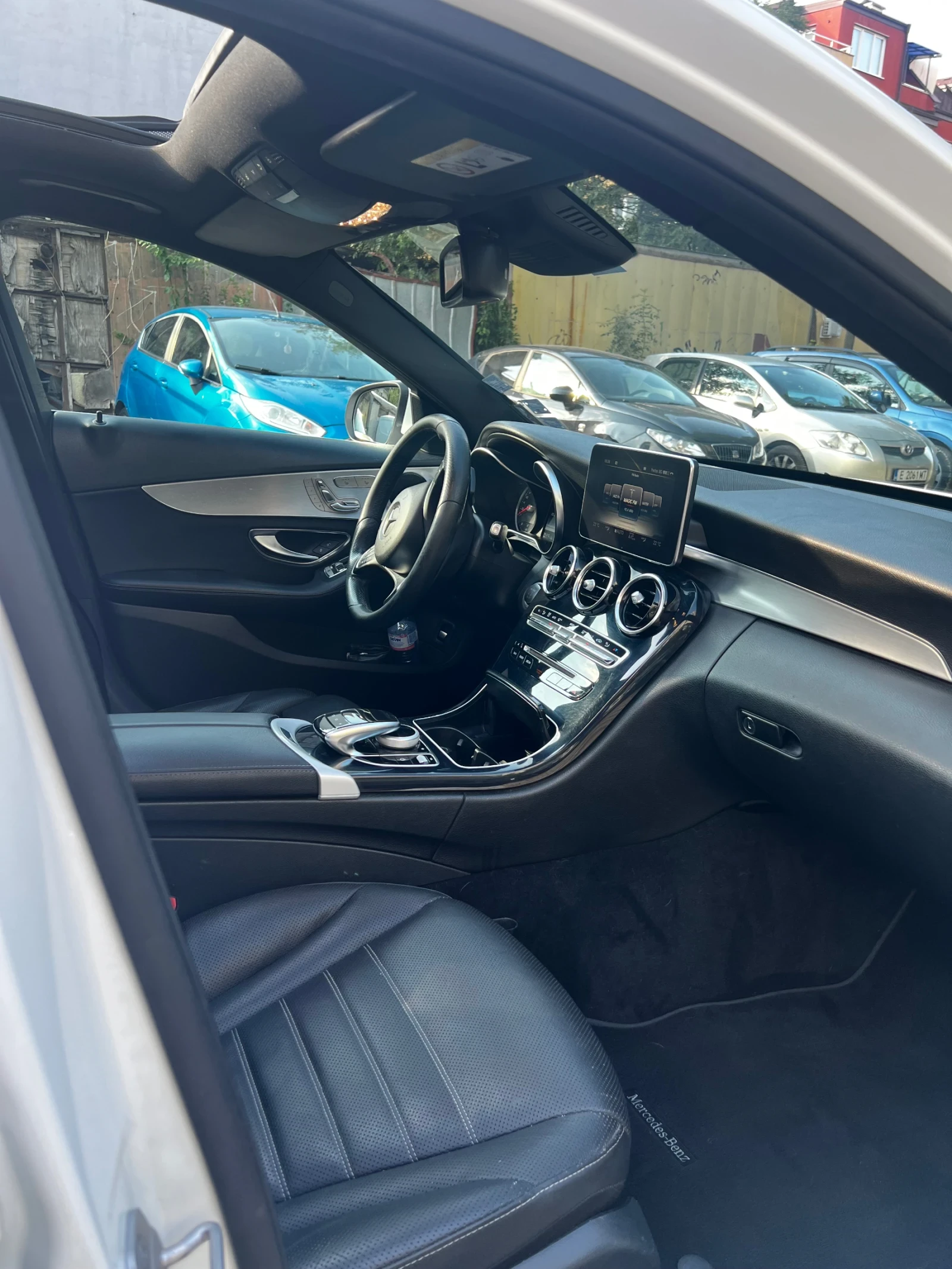 Mercedes-Benz C 250 4MATIC AMG| �����| �����| Car Play | Led Intellige | Mobile.bg � ����������� 7