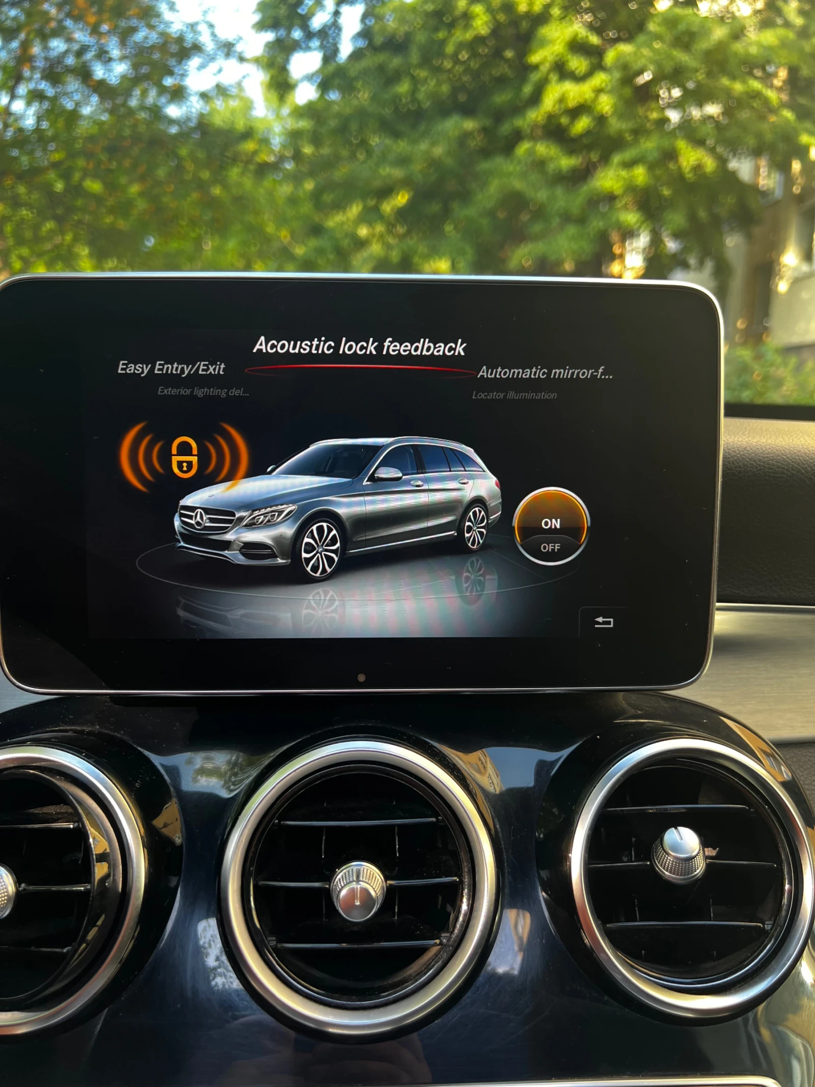 Mercedes-Benz C 250 4MATIC AMG| �����| �����| Car Play | Led Intellige | Mobile.bg � ����������� 14