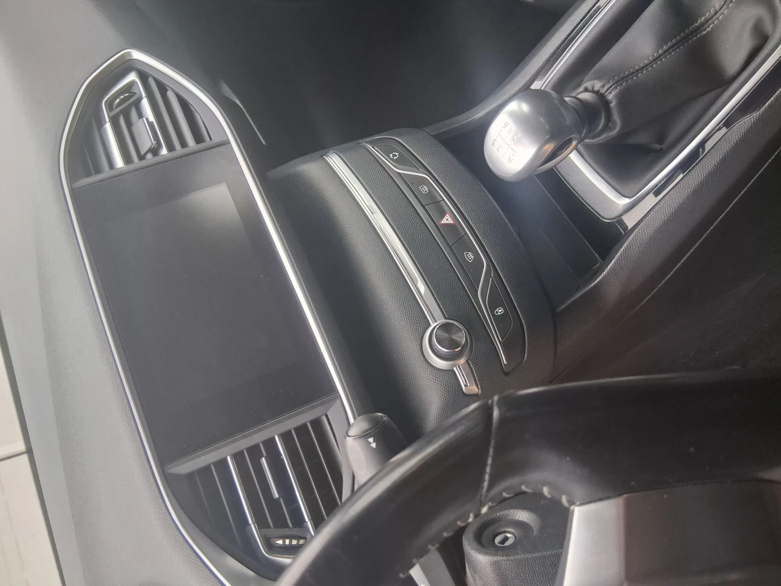 Peugeot 308, снимка 2 - Автомобили и джипове - 54371344