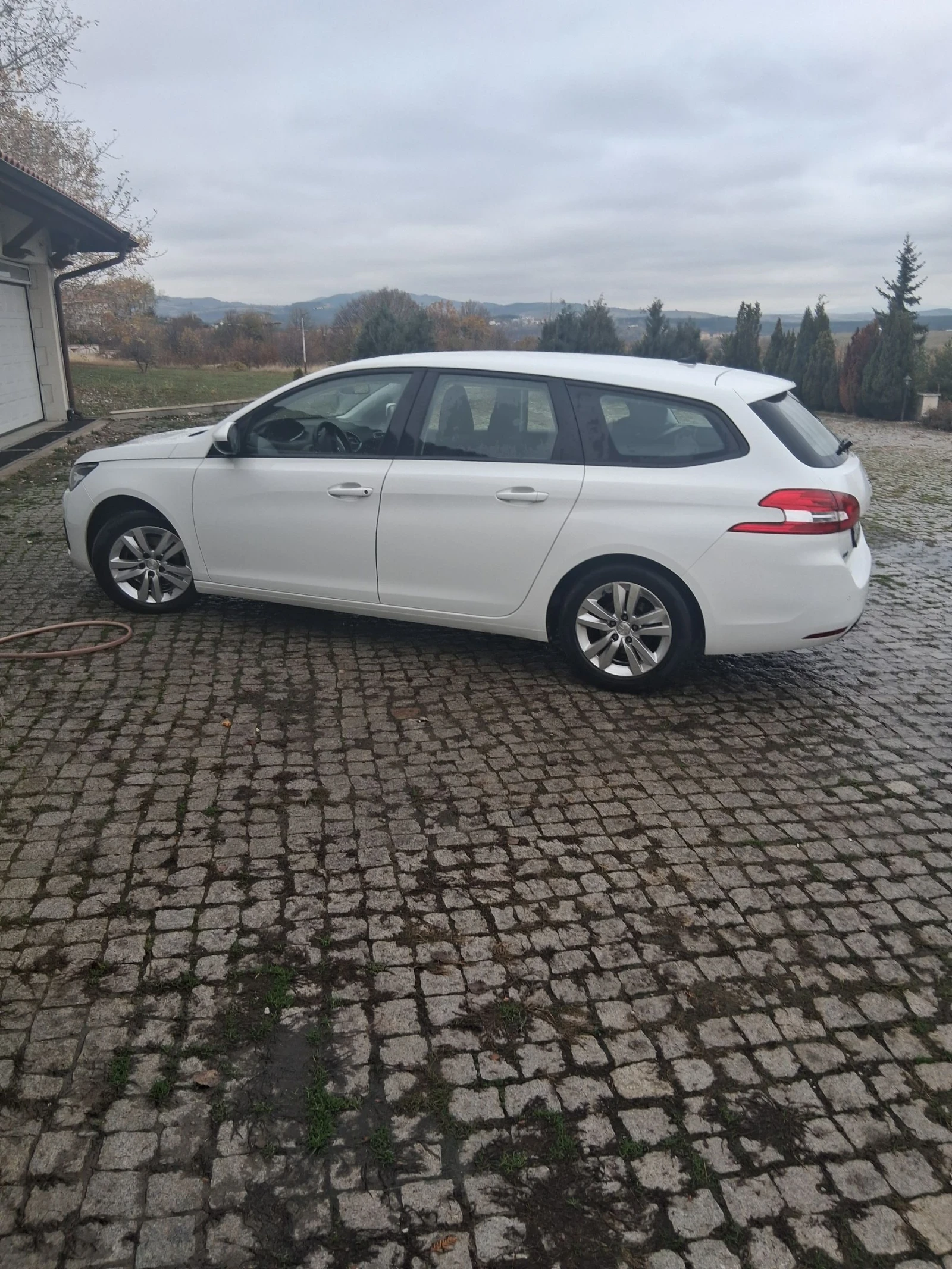 Peugeot 308, снимка 12 - Автомобили и джипове - 54371344