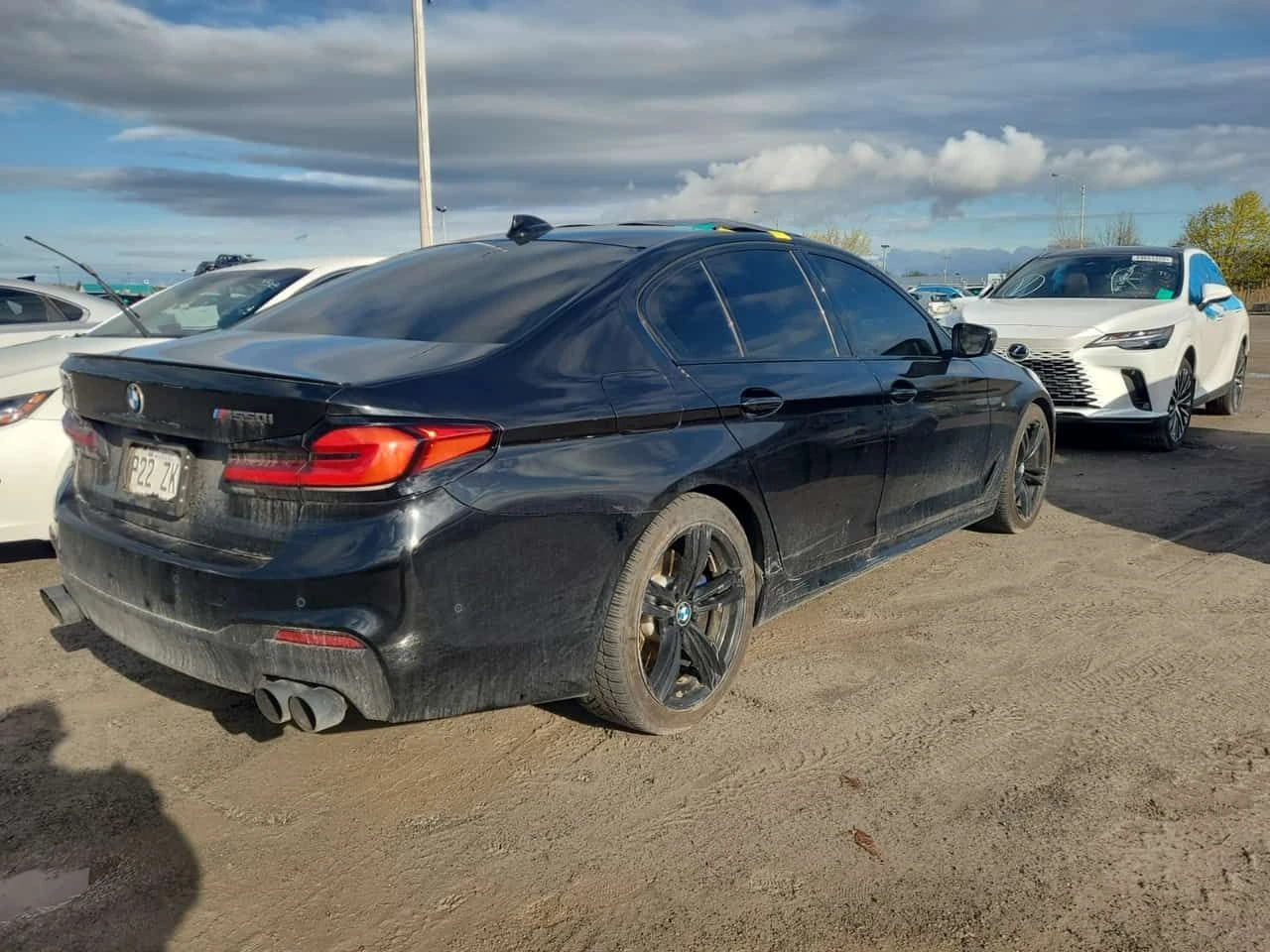 BMW 550 ДИСТРОНИК/ПАМЕТ/M550I XDRIVE/CARFAX/ФИНАНСИРАНЕ, снимка 3 - Автомобили и джипове - 54633086