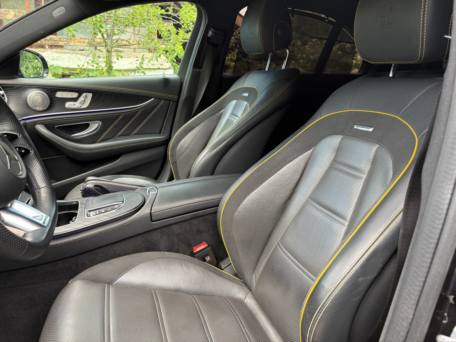 Mercedes-Benz E 63 AMG * ГОТОВ ЛИЗИНГ* 50000КМ* 100% ОДОБРЕНИЕ* , снимка 10 - Автомобили и джипове - 55012906