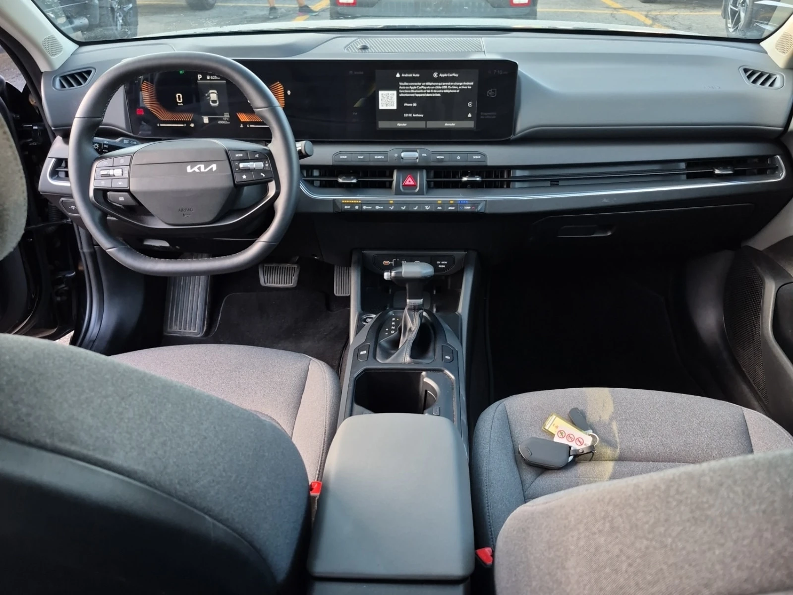 Kia K4 * FWD * АВТОКРЕДИТ БЕЗ ПЪРВОНАЧАЛНА ВНОСКА* , снимка 2 - Автомобили и джипове - 55976529