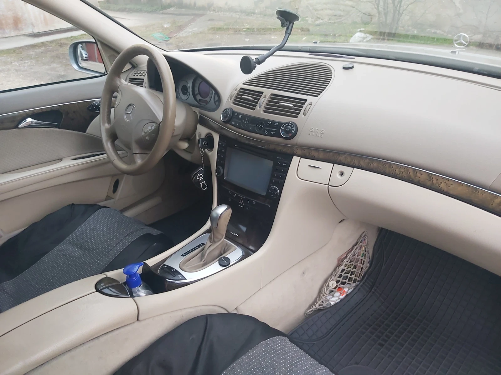Mercedes-Benz E 320 w211, снимка 3 - Автомобили и джипове - 56137254