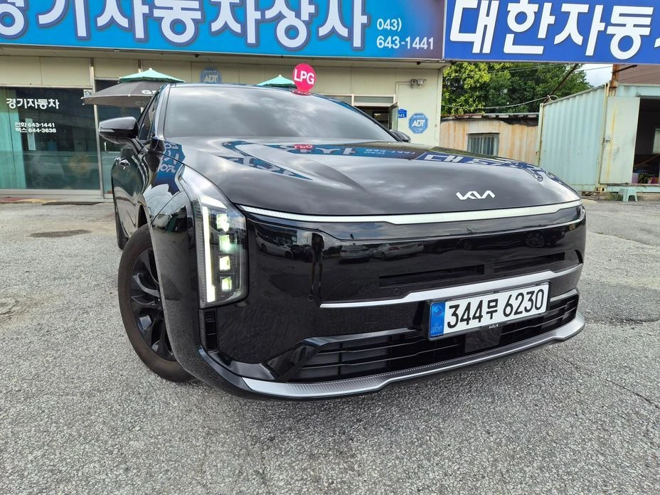 Kia K8 3.5 LPG 2WD Prestige autogeorge.com