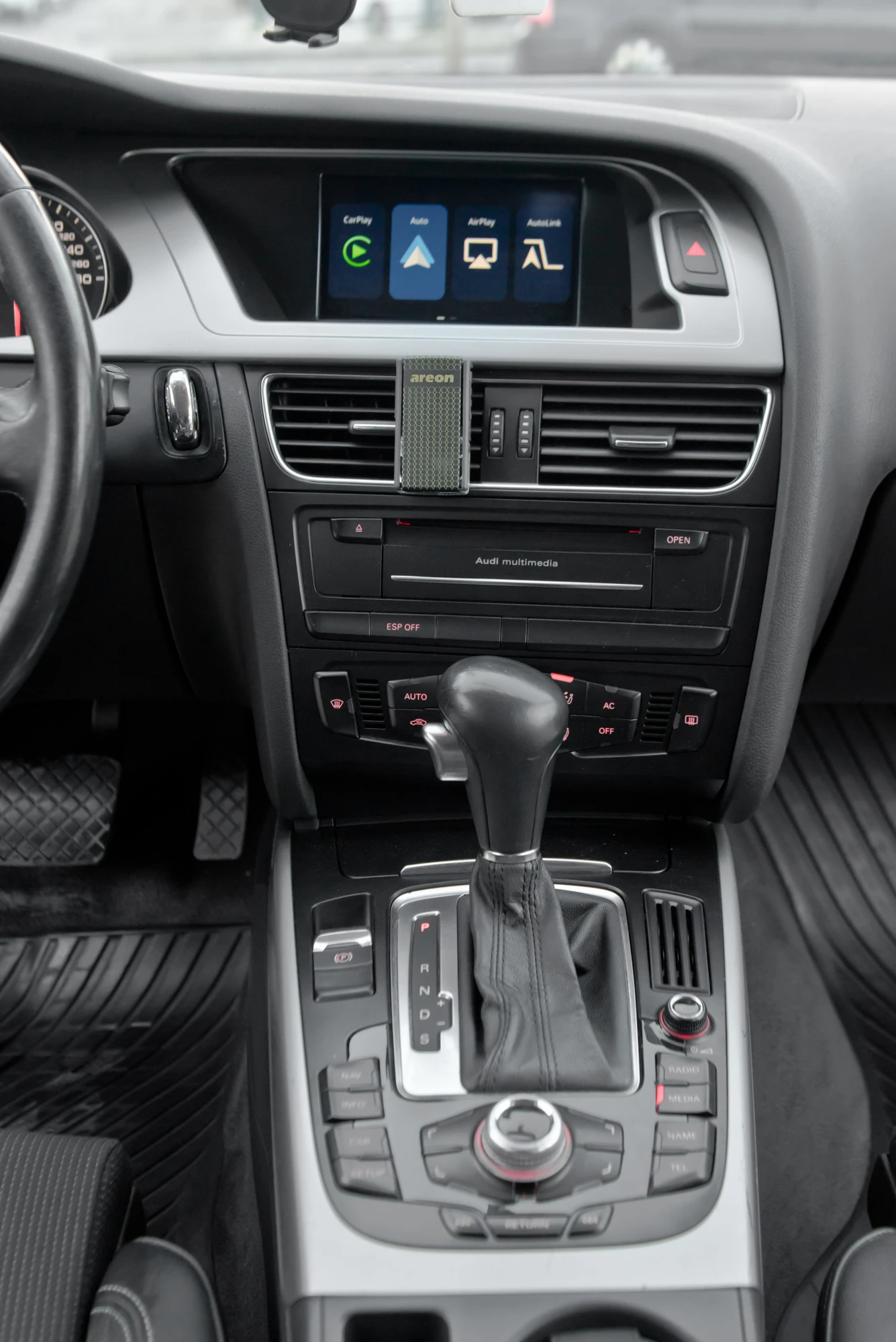 Audi A4 3.0tdi guattro S-line , снимка 17 - Автомобили и джипове - 56469517