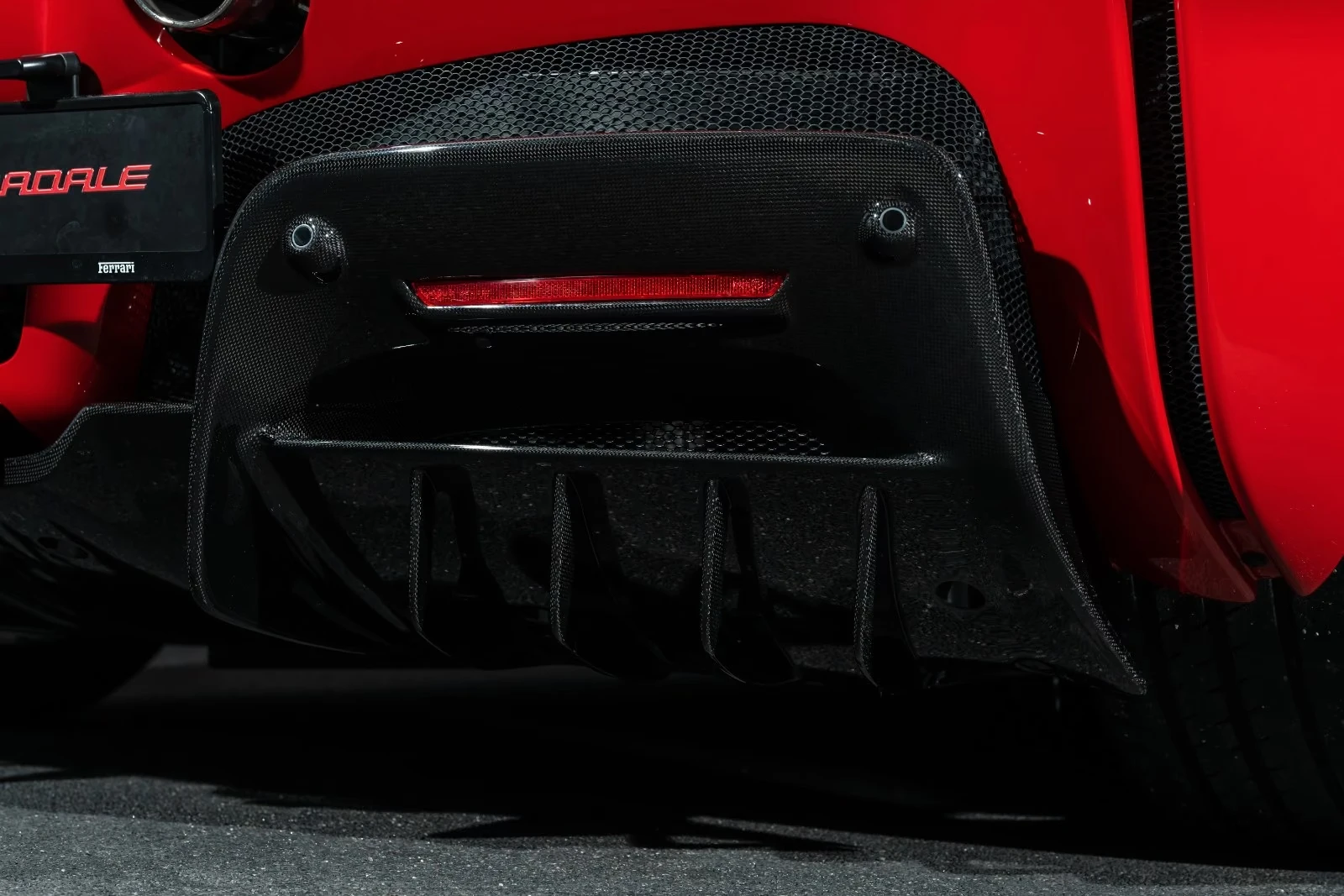 Ferrari SF 90 STRADALE/LIFT/CARBON/JBL/ROSSO CORSA/ | Mobile.bg � ����������� 8