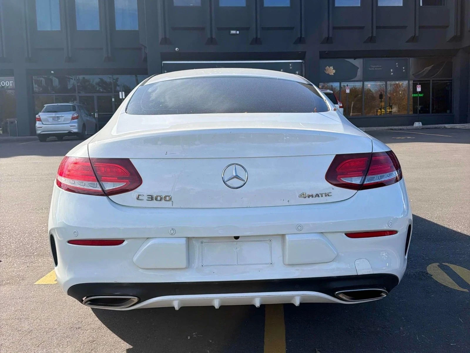 Mercedes-Benz C 300, снимка 4 - Автомобили и джипове - 56683261