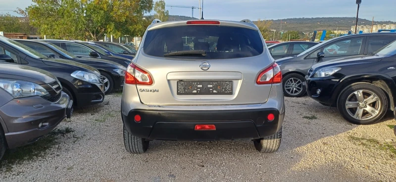 Nissan Qashqai АВТОМАТИК, снимка 5 - Автомобили и джипове - 47526458