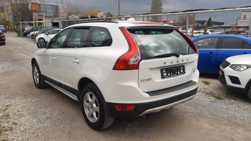 Volvo XC60 2, 4 D5- 175k.s.- ПЕРФЕКТНА, снимка 6 - Автомобили и джипове - 49749999