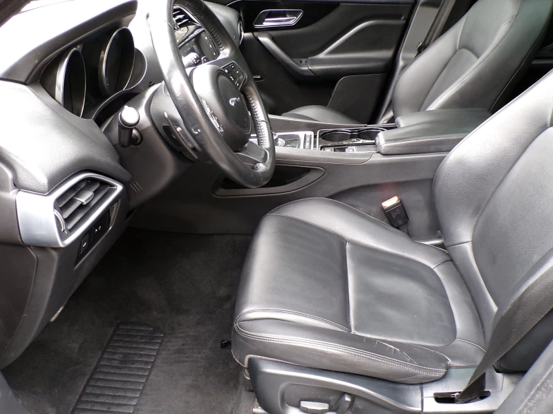 Jaguar F-PACE 35t* Автокредит* , снимка 9 - Автомобили и джипове - 52749541